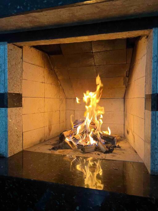Sobrado Espacoso Em Santa Felicidade Kurytyba Zewnętrze zdjęcie